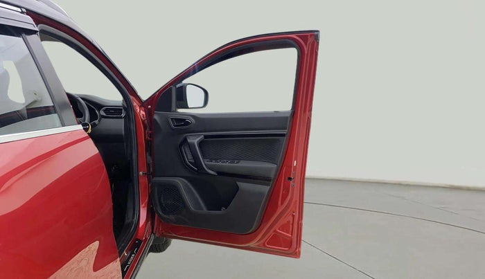 2023 Renault Kiger RXZ AMT DUAL TONE, Petrol, Automatic, 2,341 km, RHS Front Door