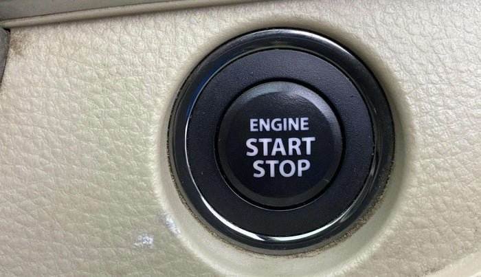2017 Maruti Ertiga ZXI+, Petrol, Manual, 97,637 km, Keyless Start/ Stop Button