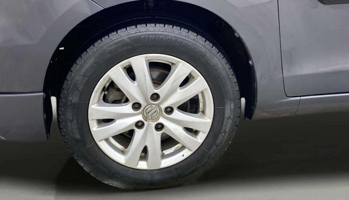 2017 Maruti Ertiga ZXI+, Petrol, Manual, 97,637 km, Left Front Wheel
