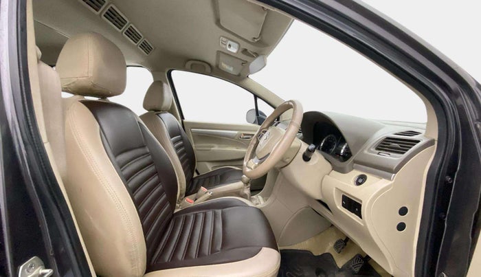 2017 Maruti Ertiga ZXI+, Petrol, Manual, 97,637 km, Right Side Front Door Cabin