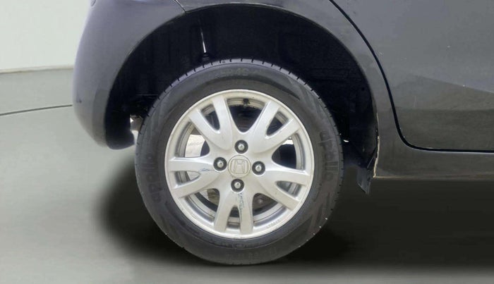 2013 Honda Brio V AT, Petrol, Automatic, 77,011 km, Right Rear Wheel