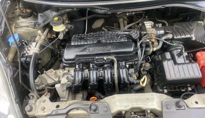 2013 Honda Brio V AT, Petrol, Automatic, 77,011 km, Engine View - Right