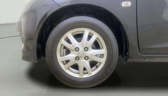 2013 Honda Brio V AT, Petrol, Automatic, 77,011 km, Left Front Wheel