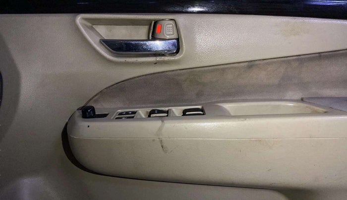 2016 Maruti Ciaz VDI+ SHVS, Diesel, Manual, 76,757 km, Driver Side Door Panels Control