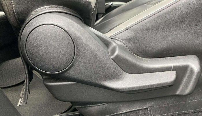 2022 Maruti Celerio ZXI, Petrol, Manual, 32,233 km, Driver Side Adjustment Panel