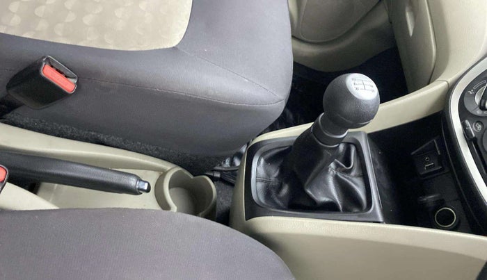 2015 Maruti Celerio ZXI, Petrol, Manual, 26,558 km, Gear Lever