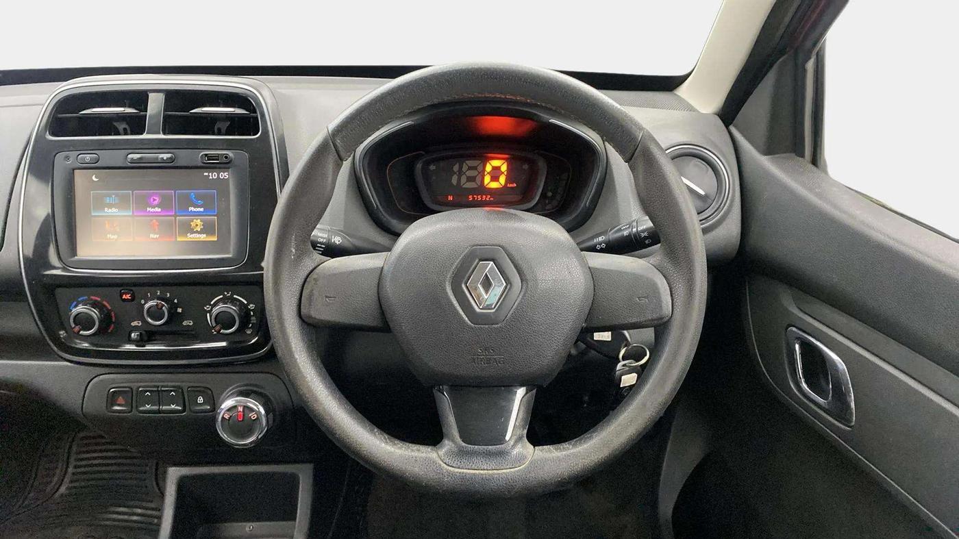 2018 Renault Kwid RXT 1.0 AMT (O), Petrol, Automatic, 57,544 km, Steering Wheel Close Up