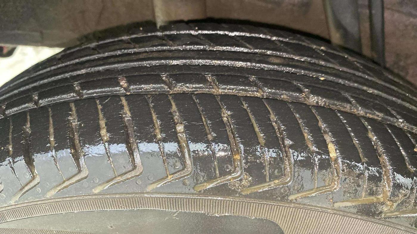 2018 Renault Kwid RXT 1.0 AMT (O), Petrol, Automatic, 57,544 km, Right Rear Tyre Tread
