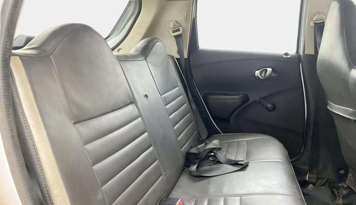 2018 Datsun Go T, Petrol, Manual, 53,648 km, Right Side Rear Door Cabin