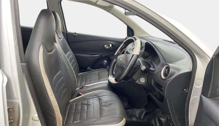 2018 Datsun Go T, Petrol, Manual, 53,648 km, Right Side Front Door Cabin