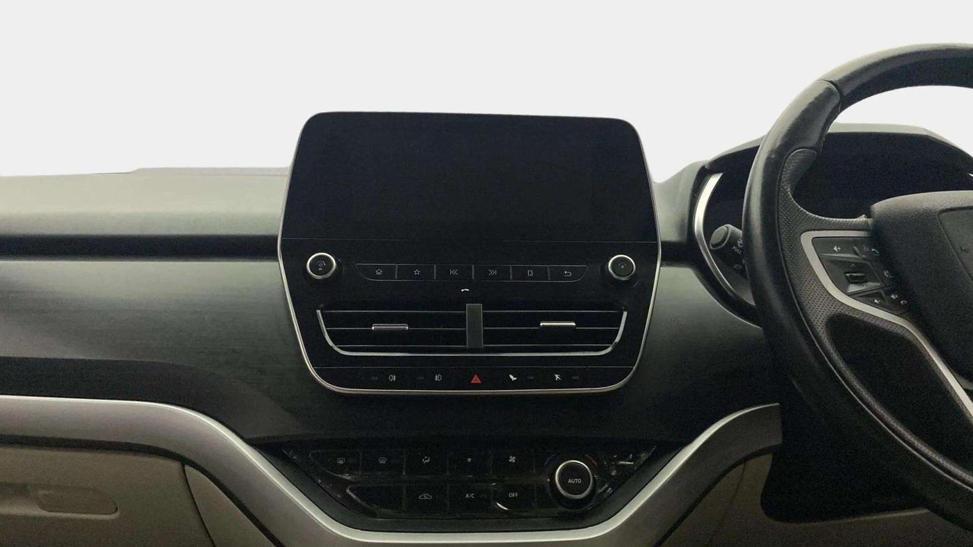 2021 Tata Safari XZ, Diesel, Manual, 70,011 km, Air Conditioner