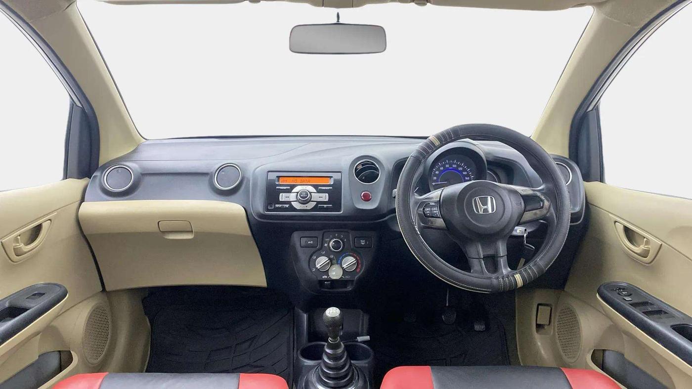 2016 Honda Brio S MT, Petrol, Manual, 65,257 km, Dashboard