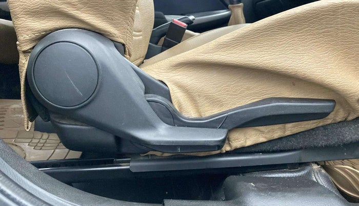 2019 Maruti Baleno ZETA PETROL 1.2, Petrol, Manual, 71,630 km, Driver Side Adjustment Panel