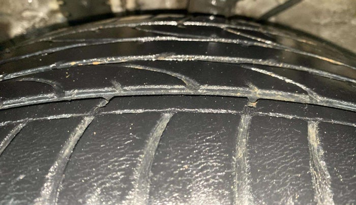 2019 Hyundai Creta SX AT 1.6 PETROL, Petrol, Automatic, 33,394 km, Left Front Tyre Tread