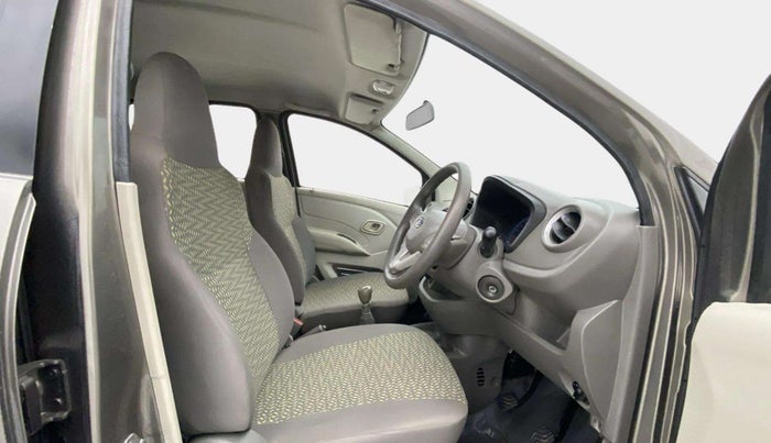 2017 Datsun Redi Go T (O), Petrol, Manual, 56,285 km, Right Side Front Door Cabin
