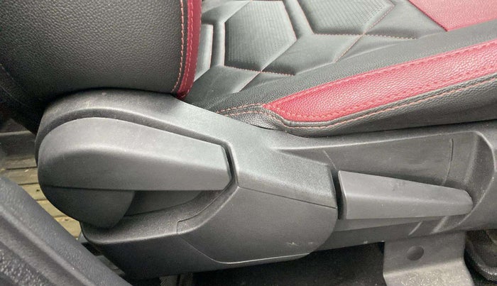 2023 Nissan MAGNITE XV TURBO CVT RED EDITION, Petrol, Automatic, 4,164 km, Driver Side Adjustment Panel