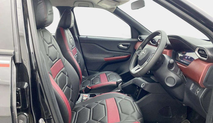 2023 Nissan MAGNITE XV TURBO CVT RED EDITION, Petrol, Automatic, 4,164 km, Right Side Front Door Cabin
