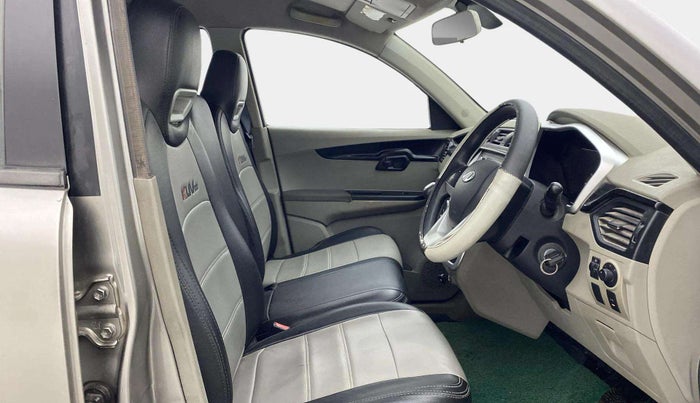 2016 Mahindra Kuv100 K8 6 STR, Petrol, Manual, 61,950 km, Right Side Front Door Cabin