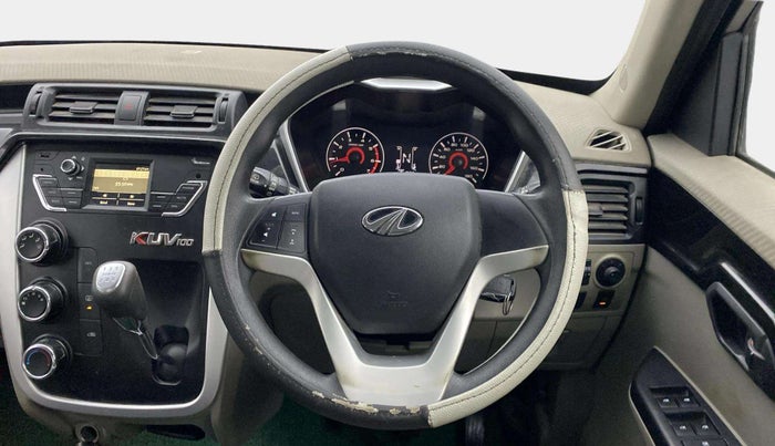 2016 Mahindra Kuv100 K8 6 STR, Petrol, Manual, 61,950 km, Steering Wheel Close Up