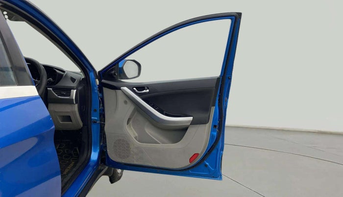 2018 Tata NEXON XZA PLUS DIESEL, Diesel, Automatic, 1,03,857 km, RHS Front Door