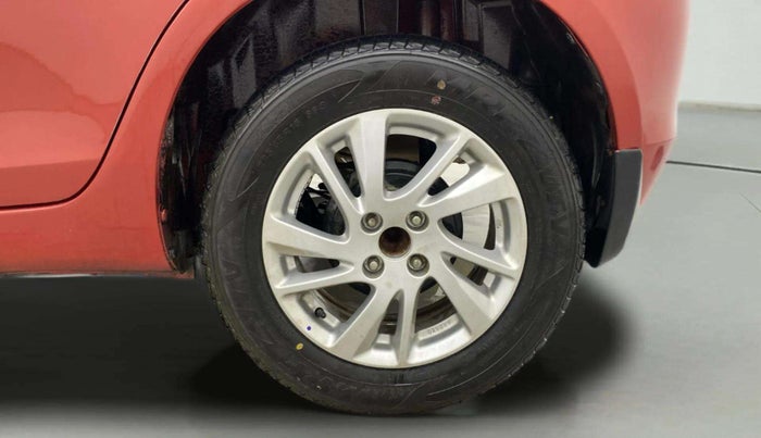 2014 Maruti Swift ZXI, Petrol, Manual, 52,567 km, Left Rear Wheel