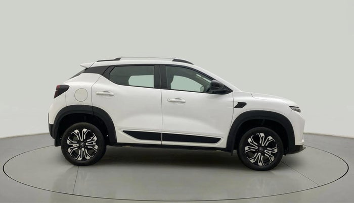 2022 Renault Kiger RXT (O) MT, Petrol, Manual, 26,579 km, Right Side View