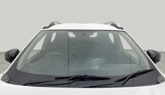 2022 Renault Kiger RXT (O) MT, Petrol, Manual, 26,579 km, Front Windshield