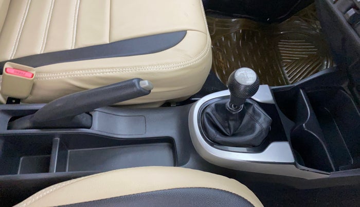 2017 Honda Jazz 1.2L I-VTEC SV, Petrol, Manual, 53,561 km, Gear Lever