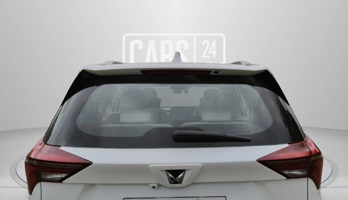 2023 Mahindra XUV700 AX 7 LUXURY D AT 7 STR, Diesel, Automatic, 44,677 km, Rear Windshield