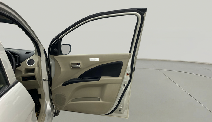 2016 Maruti Celerio VXI AMT, Petrol, Automatic, 32,009 km, RHS Front Door
