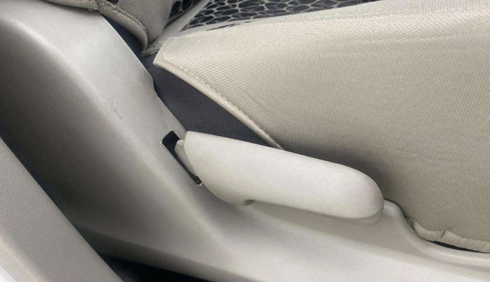 2016 Maruti Celerio VXI AMT, Petrol, Automatic, 32,009 km, Driver Side Adjustment Panel