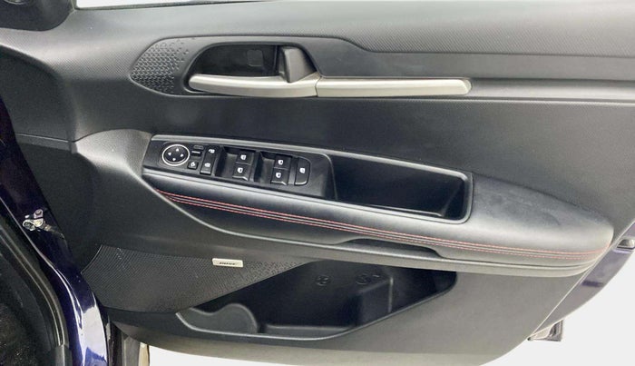 2023 KIA SONET HTK PLUS 1.2 PETROL MT, Petrol, Manual, 41,181 km, Driver Side Door Panels Control