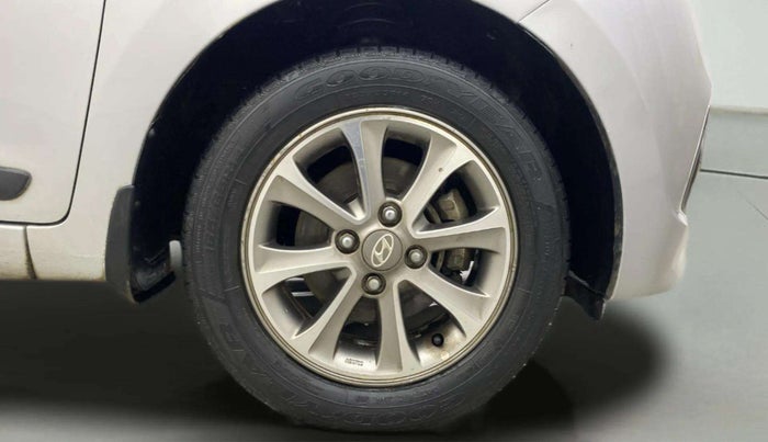 2015 Hyundai Grand i10 ASTA (O) 1.2 KAPPA VTVT, Petrol, Manual, 74,936 km, Right Front Wheel