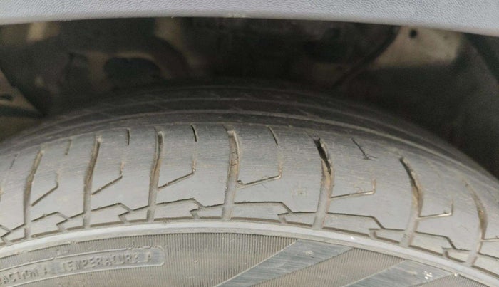 2022 KIA SELTOS GTX PLUS AT 1.5 DIESEL, Diesel, Automatic, 48,674 km, Right Front Tyre Tread