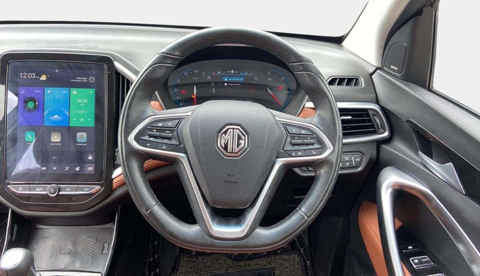 2021 MG HECTOR PLUS SHARP 1.5 PETROL TURBO HYBRID MT 6-STR, Petrol, Manual, 8,067 km, Steering Wheel Close Up