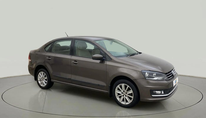 2015 Volkswagen Vento HIGHLINE 1.6 MPI, Petrol, Manual, 62,745 km, Right Front Diagonal