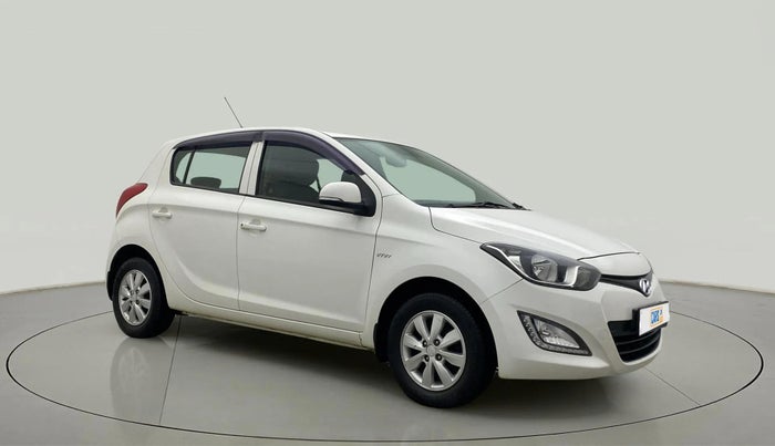 2014 Hyundai Elite i20 SPORTZ 1.2, Petrol, Manual, 70,138 km, Right Front Diagonal