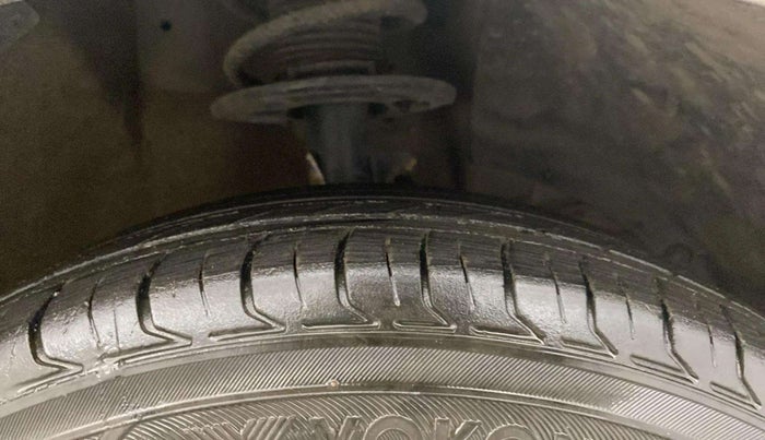 2017 Maruti Dzire VXI AMT, Petrol, Automatic, 58,792 km, Right Front Tyre Tread