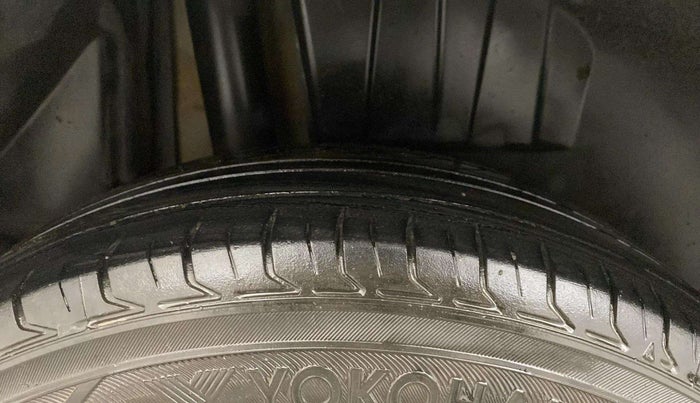 2017 Maruti Dzire VXI AMT, Petrol, Automatic, 58,792 km, Right Rear Tyre Tread