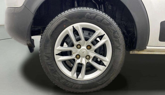 2022 Renault TRIBER RXT AMT, Petrol, Automatic, 16,104 km, Right Rear Wheel