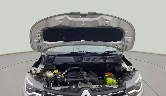 2022 Renault TRIBER RXT AMT, Petrol, Automatic, 16,104 km, Open Bonet