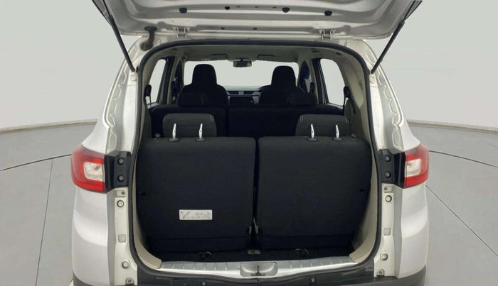 2022 Renault TRIBER RXT AMT, Petrol, Automatic, 16,104 km, Boot Inside