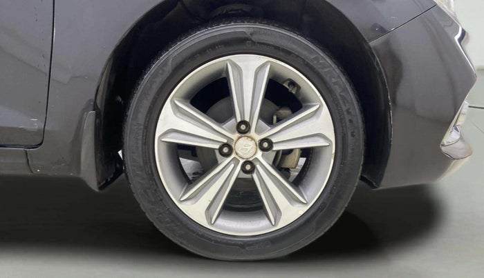 2018 Hyundai Verna 1.6 VTVT SX, Petrol, Manual, 29,835 km, Right Front Wheel