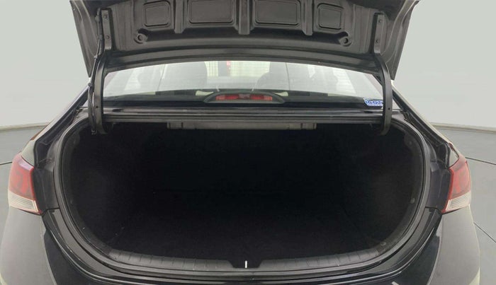 2018 Hyundai Verna 1.6 VTVT SX, Petrol, Manual, 29,835 km, Boot Open Zoomed View