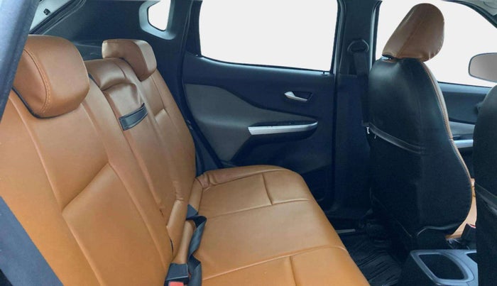 2021 Nissan MAGNITE XL TURBO CVT, Petrol, Automatic, 44,917 km, Right Side Rear Door Cabin