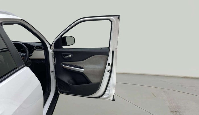 2021 Nissan MAGNITE XL TURBO CVT, Petrol, Automatic, 44,917 km, RHS Front Door