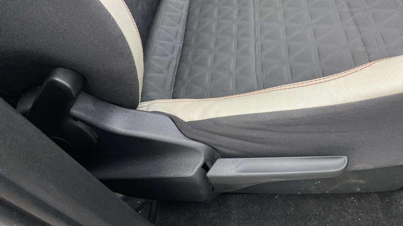 2022 Volkswagen TAIGUN GT PLUS 1.5 TSI DSG, Petrol, Automatic, 78,997 km, Driver Side Adjustment Panel