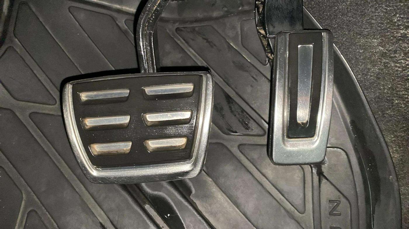 2022 Volkswagen TAIGUN GT PLUS 1.5 TSI DSG, Petrol, Automatic, 78,997 km, Pedals