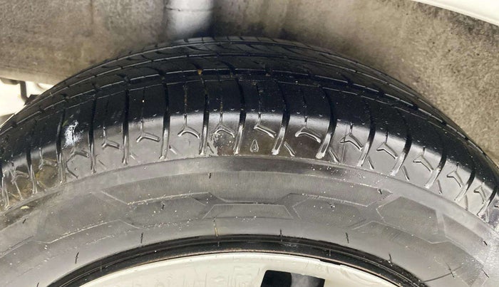 2019 Maruti New Wagon-R VXI 1.2, CNG, Manual, 75,136 km, Right Rear Tyre Tread
