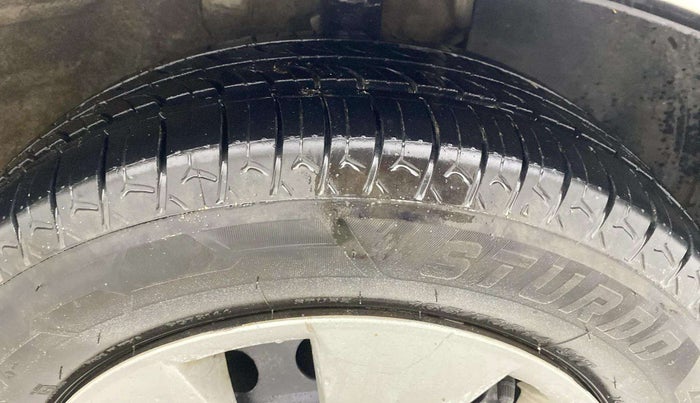 2019 Maruti New Wagon-R VXI 1.2, CNG, Manual, 75,136 km, Right Front Tyre Tread